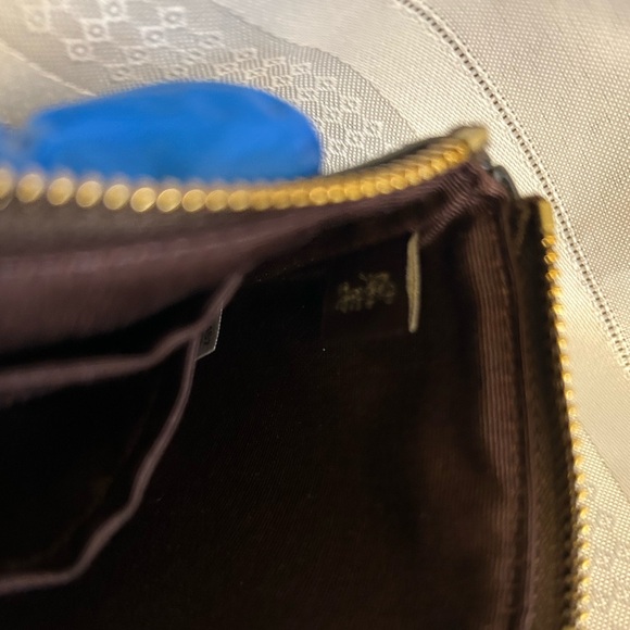 NWT - Coach Cosmic Space Robot Wristlet. - Picture 7 of 9